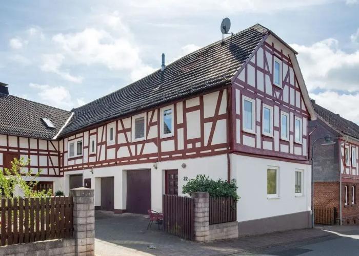 Delightful Holiday Home in Battenberg Near Forest