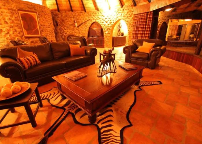 Mount Etjo Safari Lodge