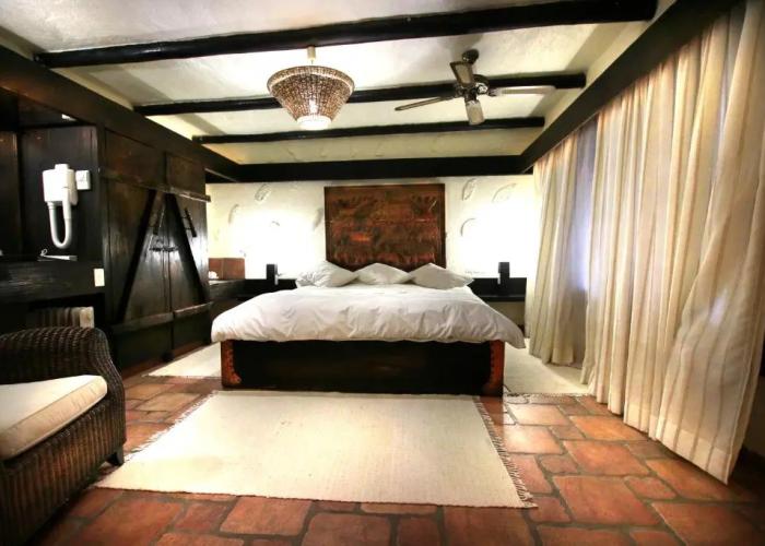 Mount Etjo Safari Lodge