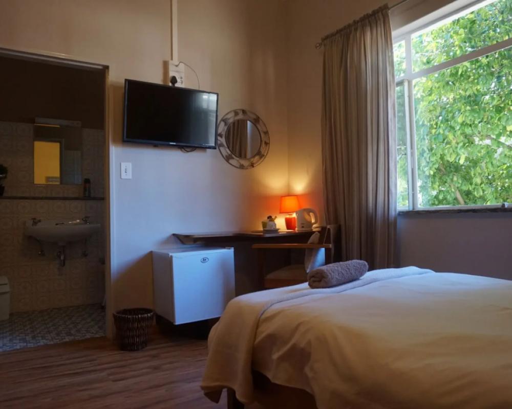 фото Omaruru Guesthouse