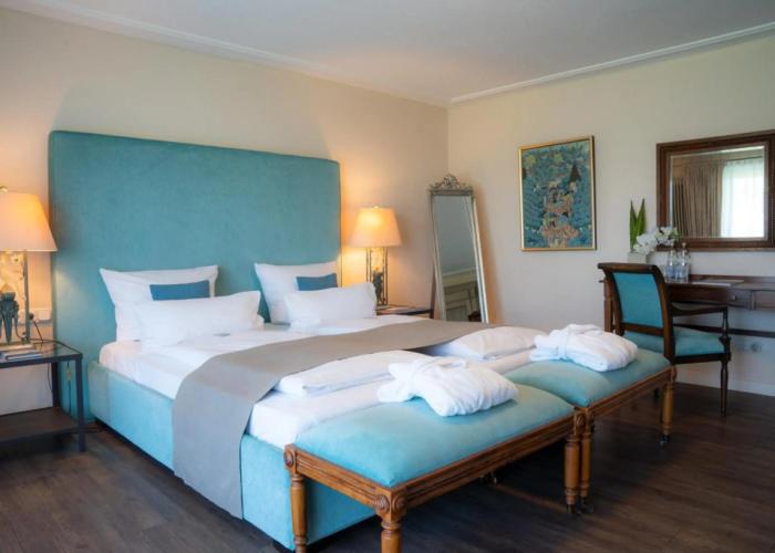 Marina Hotel