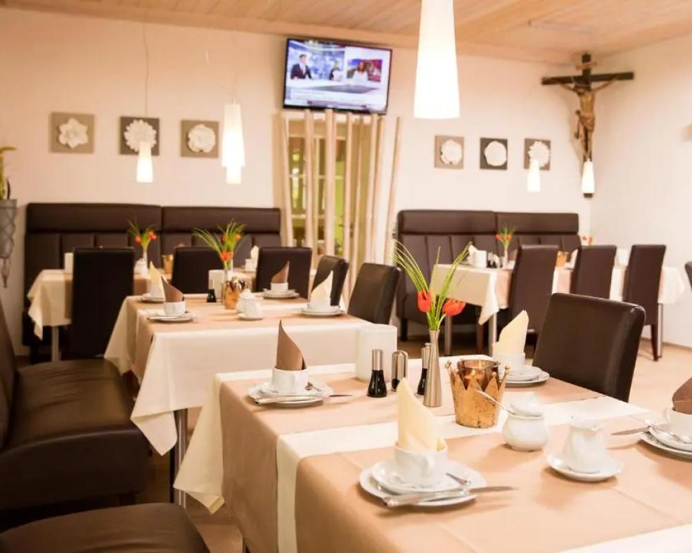 фото Hotel Bavaria Garni