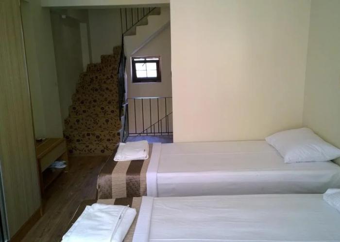 Apameia Hotel