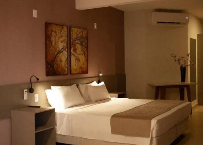 Bristol Infinity Hotel