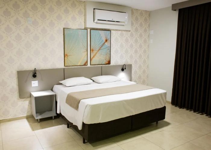 Bristol Infinity Hotel