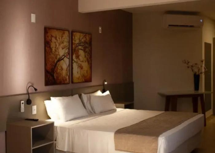Bristol Infinity Hotel