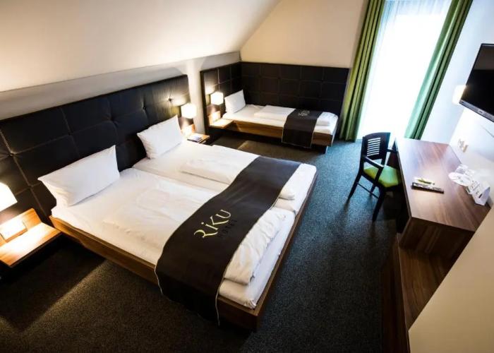 RiKu HOTEL Weissenhorn