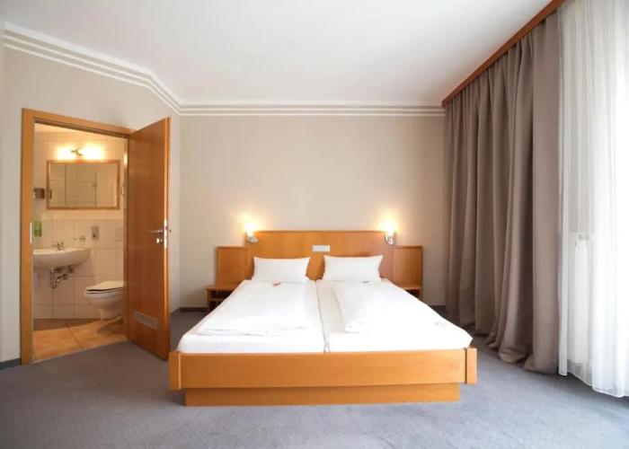 Neumaiers Hirsch Gasthof & Landhotel