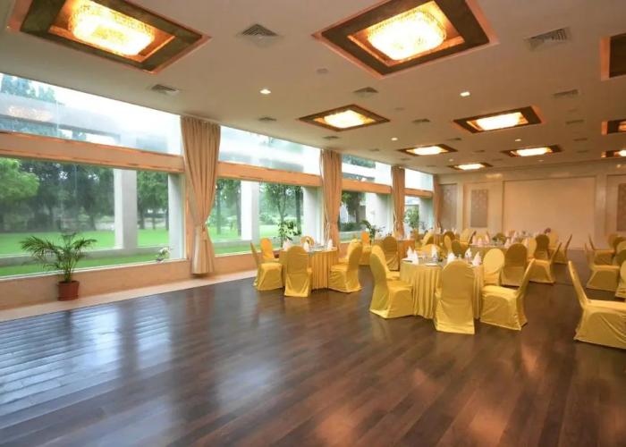 Boulevard9 Luxury Resort & Spa