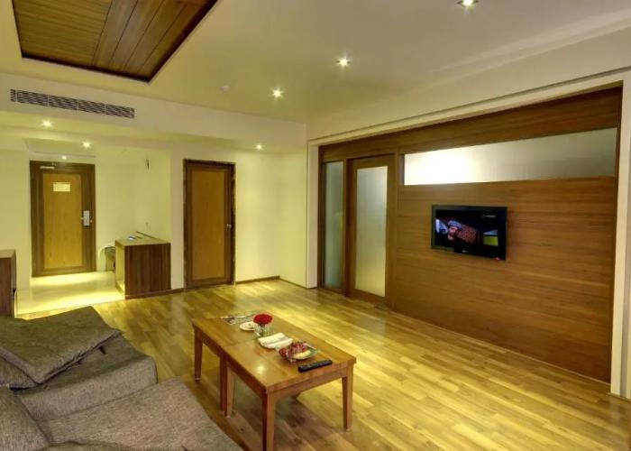 Boulevard9 Luxury Resort & Spa