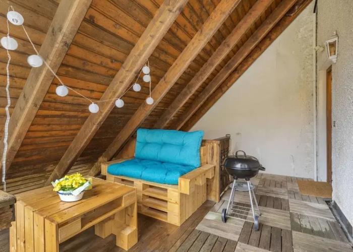 Apartment With Large Balcony