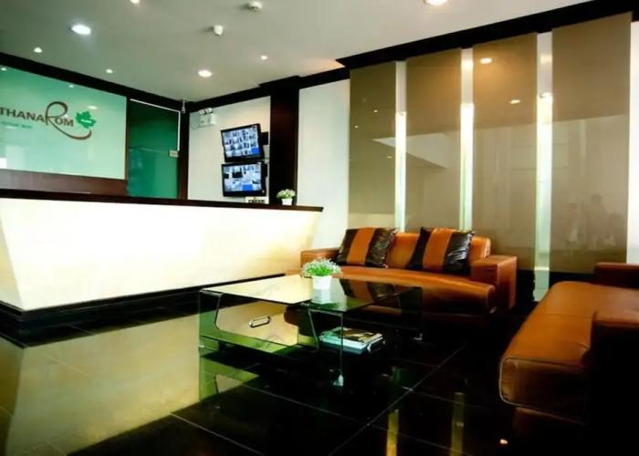 Thanarom Place