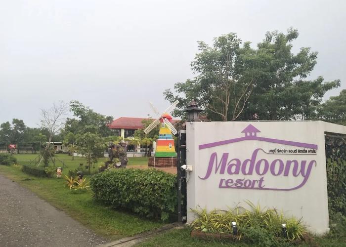 RoomQuest Chonburi Phanat Nikhom