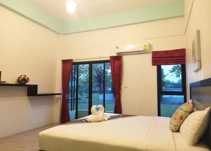 RoomQuest Chonburi Phanat Nikhom