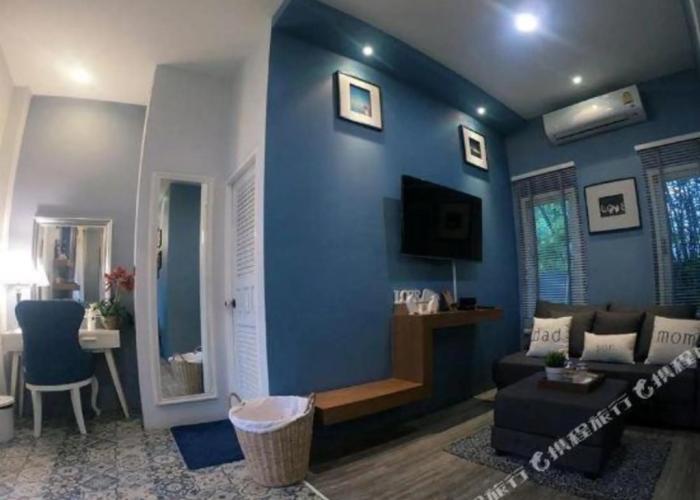 I-Destiny Gallery Resort