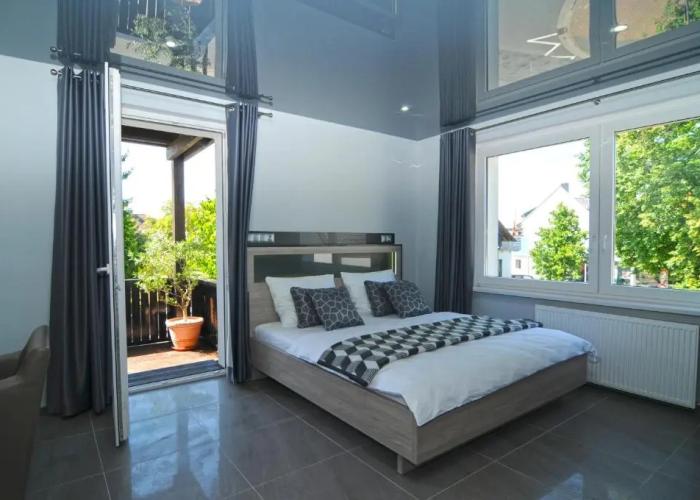 Hotel Nanis