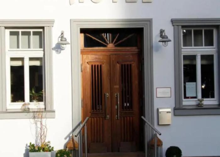 Zur Ewigen Lampe Hotel