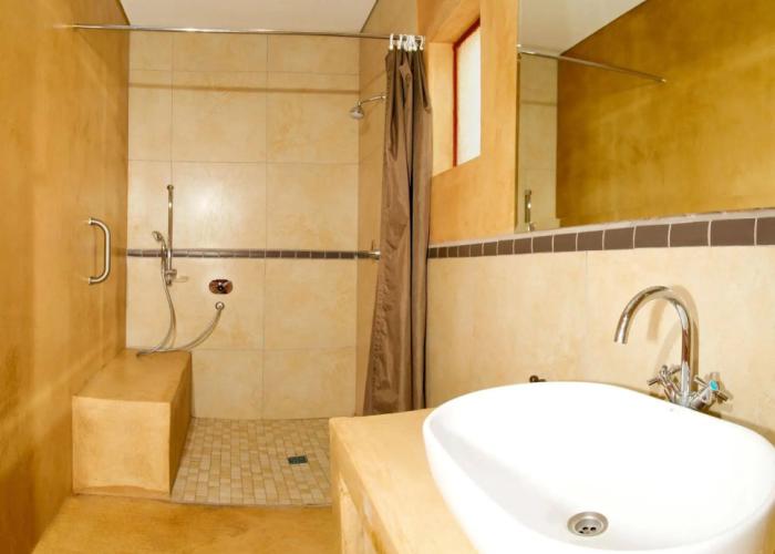 C'est Si Bon Hotel