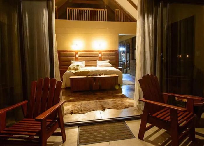 Callies Game Lodge Safaris