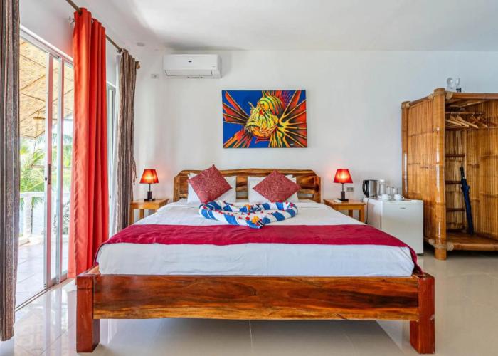 Blue Star Dive & Resort