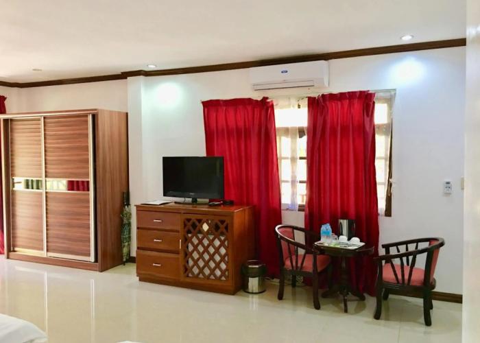 Anda White Beach Resort