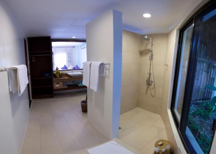 Amun Ini Beach Resort & Spa