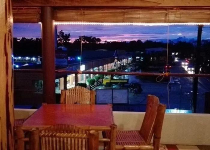 Zenith Inn & Resto Bar