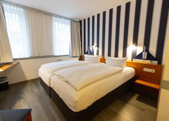 Hotel DHVEC