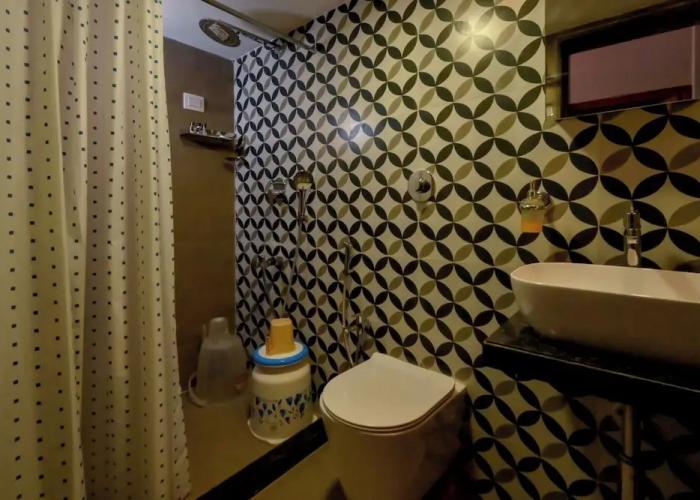 Hotel Sadhana Executive