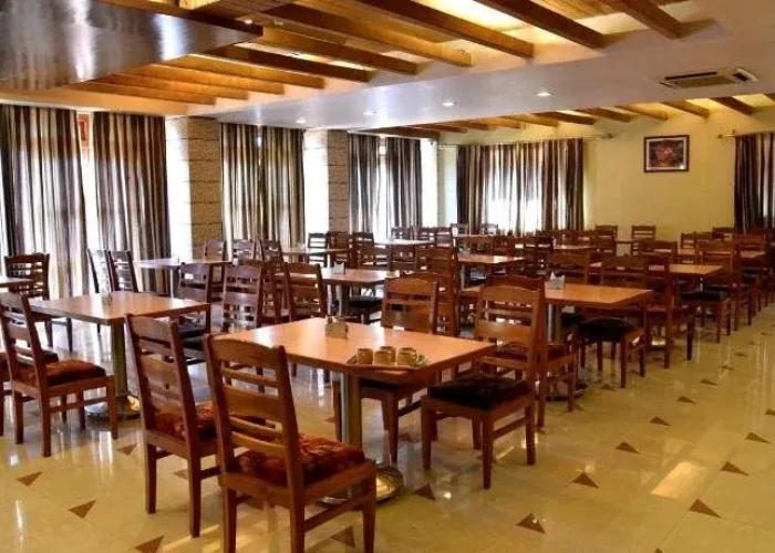 Kohinoor Highway Resort