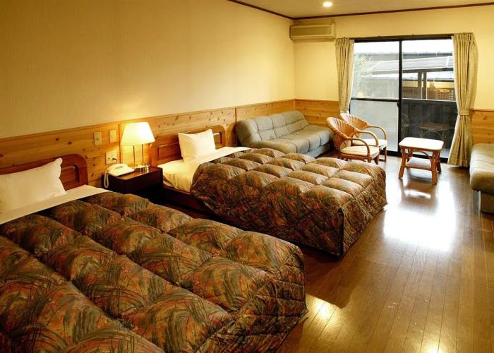 Yufu No Oyado Hotaru