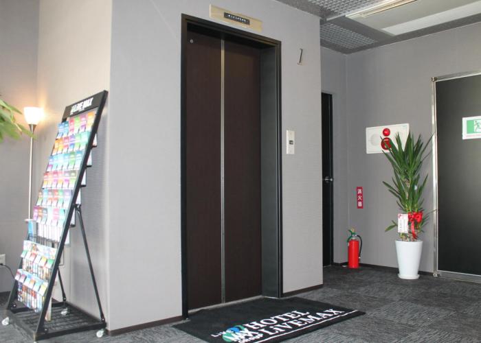 HOTEL LiVEMAX Mihara Ekimae