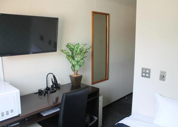 HOTEL LiVEMAX Mihara Ekimae