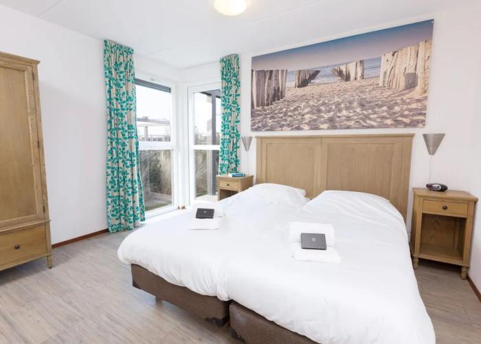 Detached Single Story Holiday Home Near the Sea