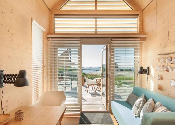 Detached eco Cottage on the Lake Grevelingen