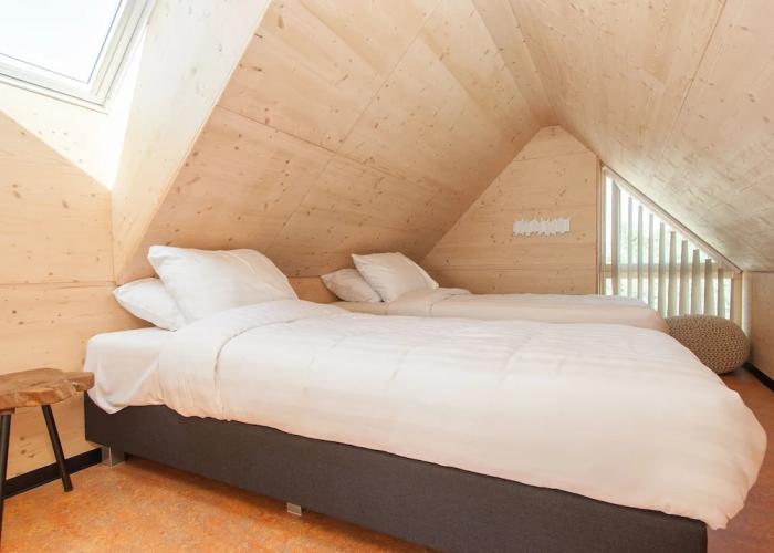 Detached eco Cottage on the Lake Grevelingen