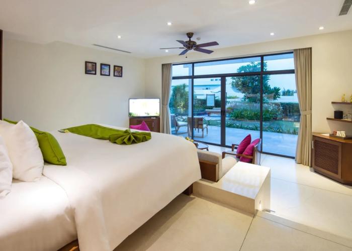 Cam Ranh Riviera Beach Resort & Spa