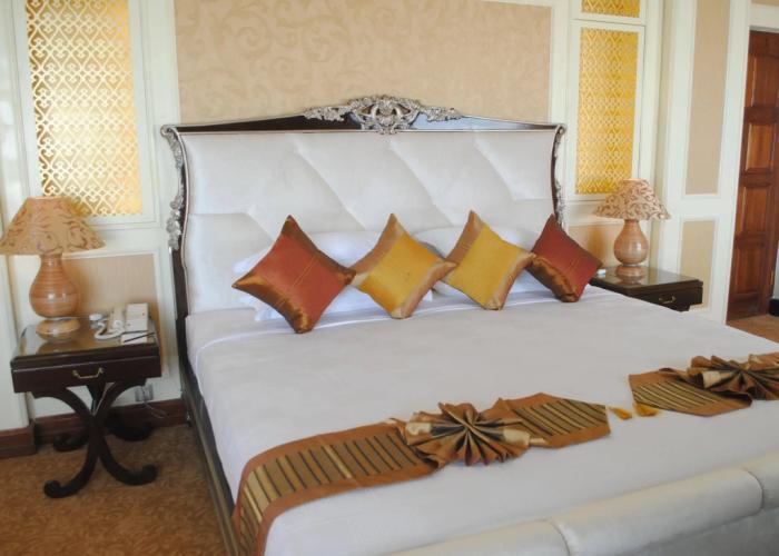 Grand Amara Hotel