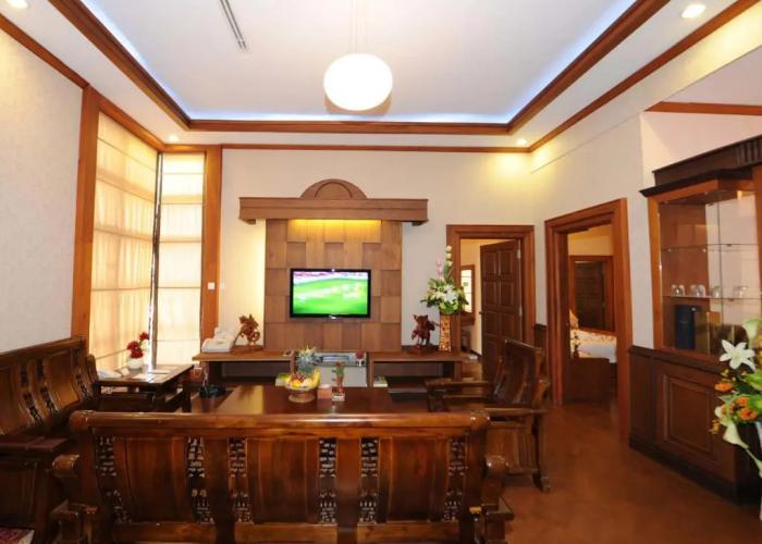The Golden Lake Hotel
