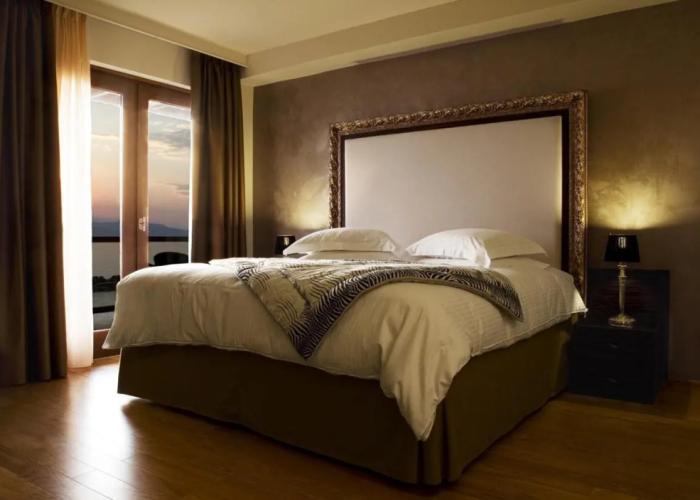 Valis Resort