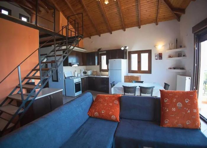 Foula House in Magnisia