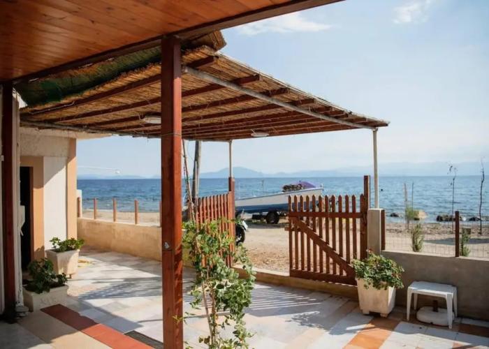 Karnagio Seafront in Agria