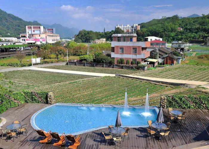 Chi Meng Rou Holiday Villa