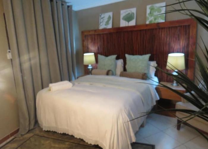 Nkanhe Lodge