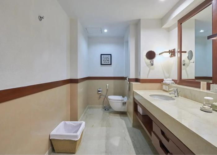 Jaypee Greens Golf & Spa Resort