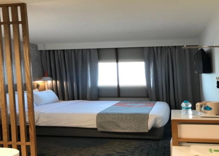 Holiday Inn Express Greater Noida Knowledge Park