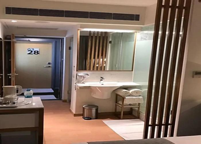Holiday Inn Express Greater Noida Knowledge Park