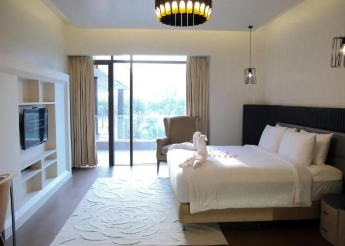 Udman Greater Noida By Ferns N Petals
