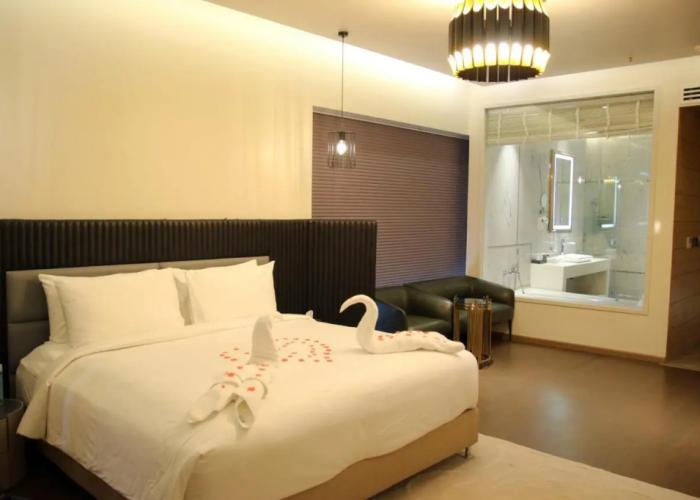 Udman Greater Noida By Ferns N Petals