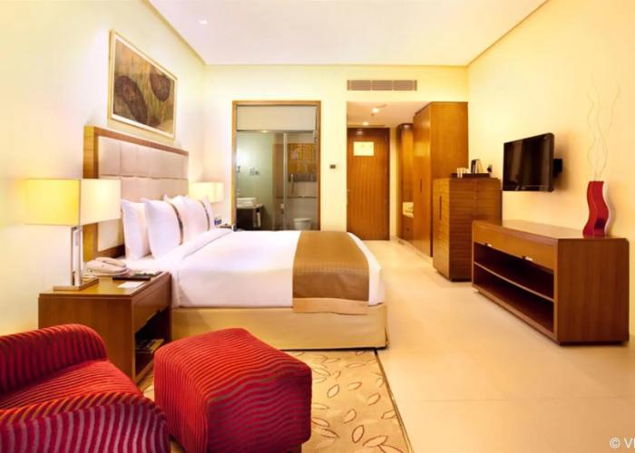 Holiday Inn Cochin, an IHG Hotel